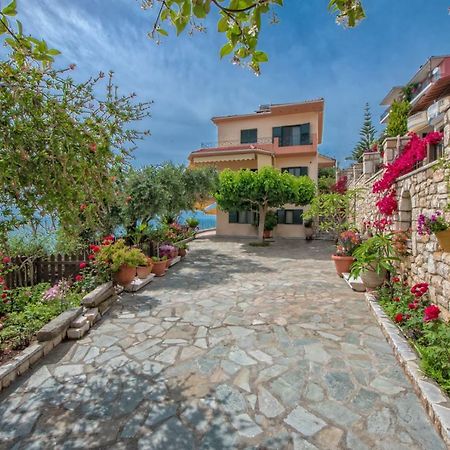 Villa Giovanni Paralia Vrachou Eksteriør billede