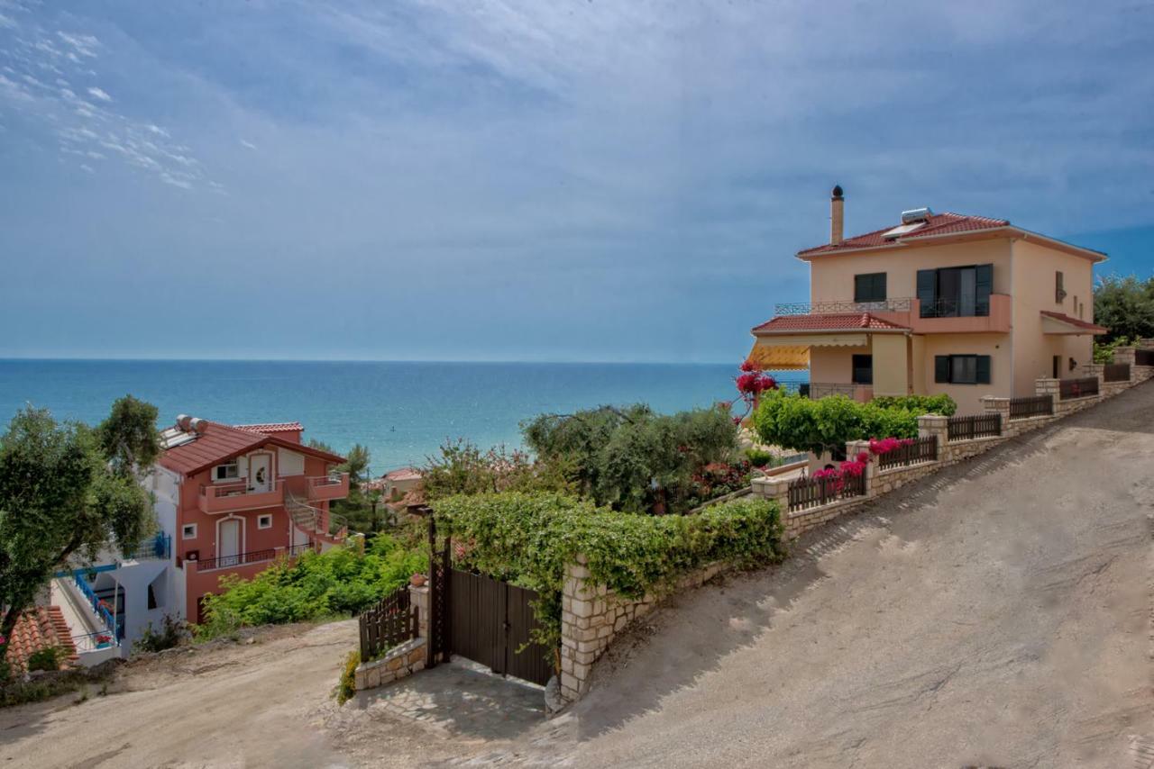 Villa Giovanni Paralia Vrachou Eksteriør billede