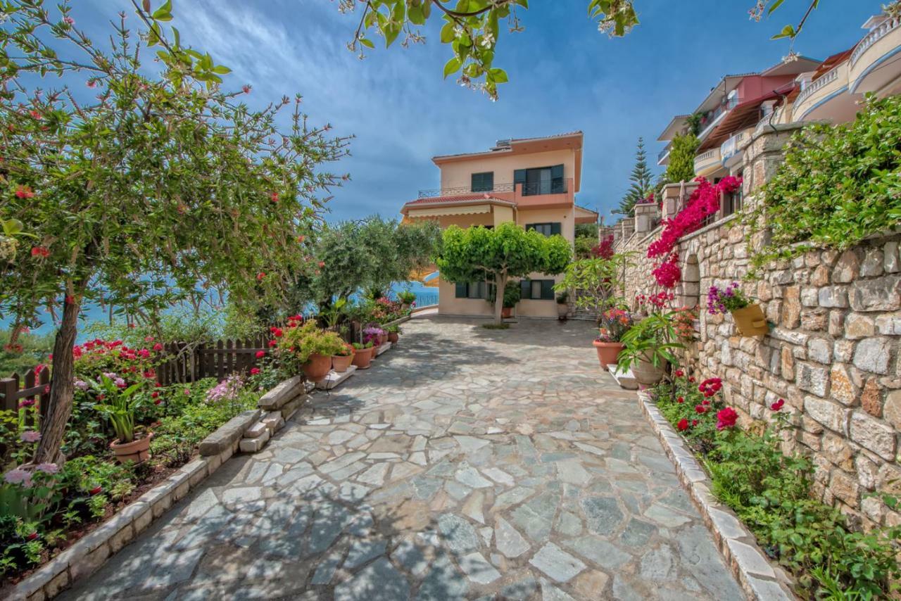 Villa Giovanni Paralia Vrachou Eksteriør billede
