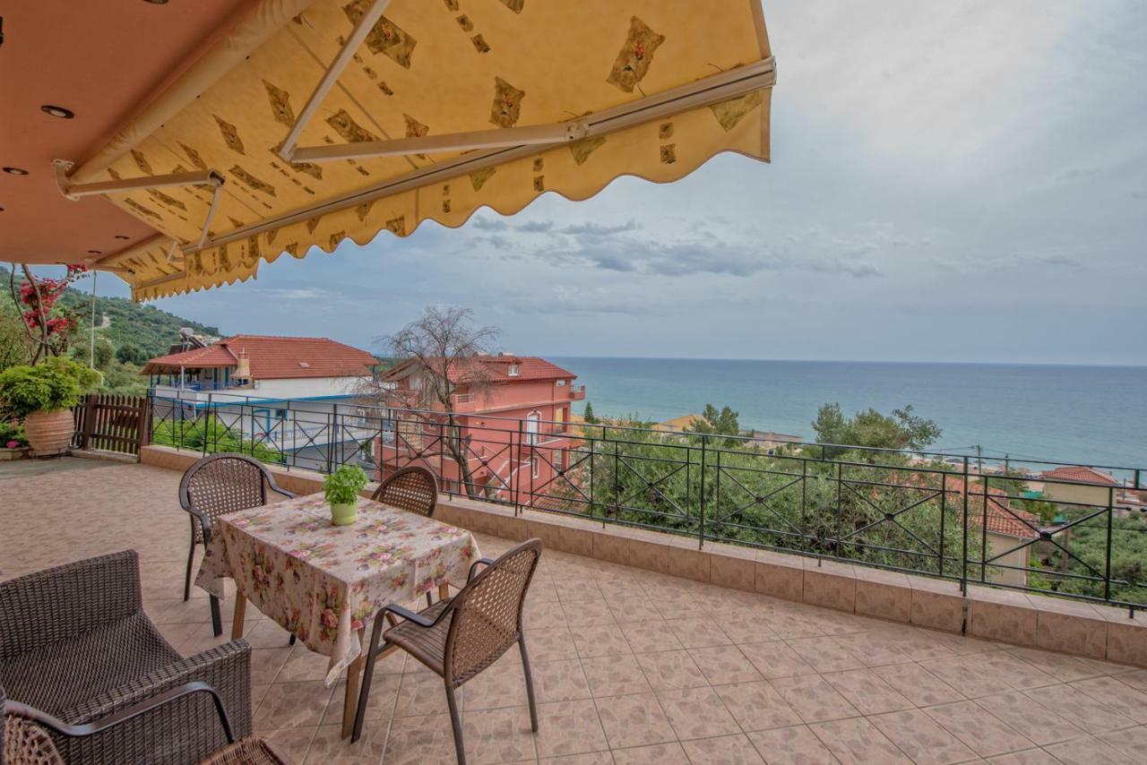 Villa Giovanni Paralia Vrachou Eksteriør billede